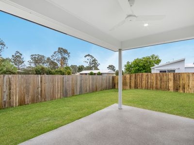 32 Manuka Road, Logan Village