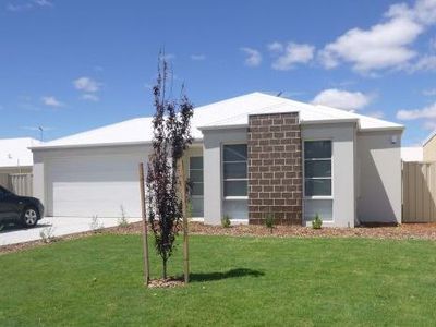 3 Delbi Way, Helena Valley