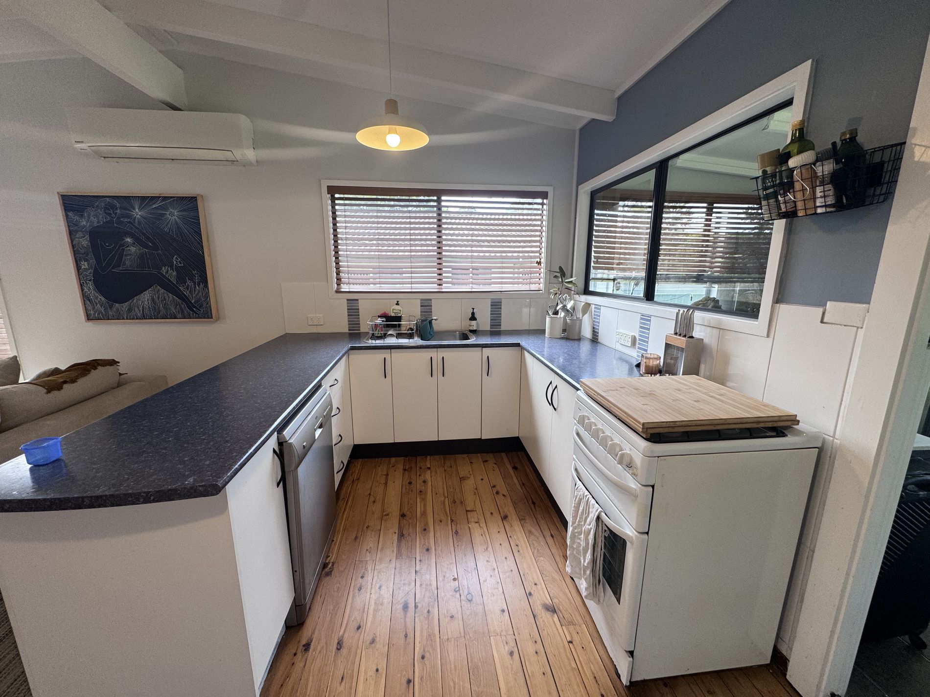 36 Alma Avenue, Fishermans Paradise