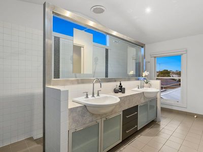 207 Autumn Street, Geelong West