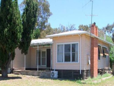 105 Chiltern Valley Road, Rutherglen