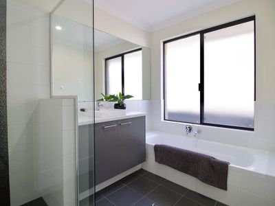 2 Whinhill Loop , Baldivis
