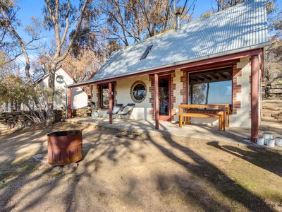 86 LYNSLANE ROAD, Longwood