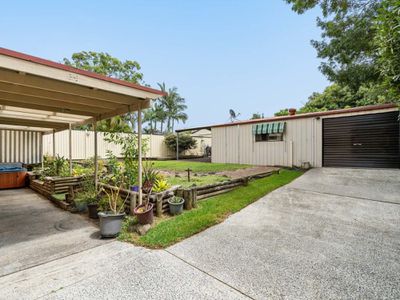 100 Catherine Street, Mannering Park