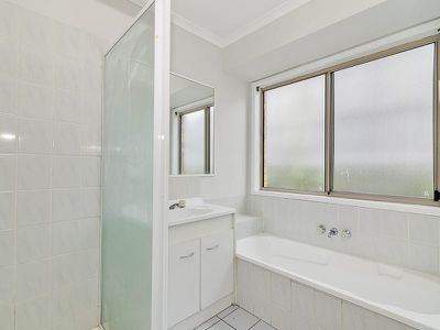 32 Jessie Cr, Bethania