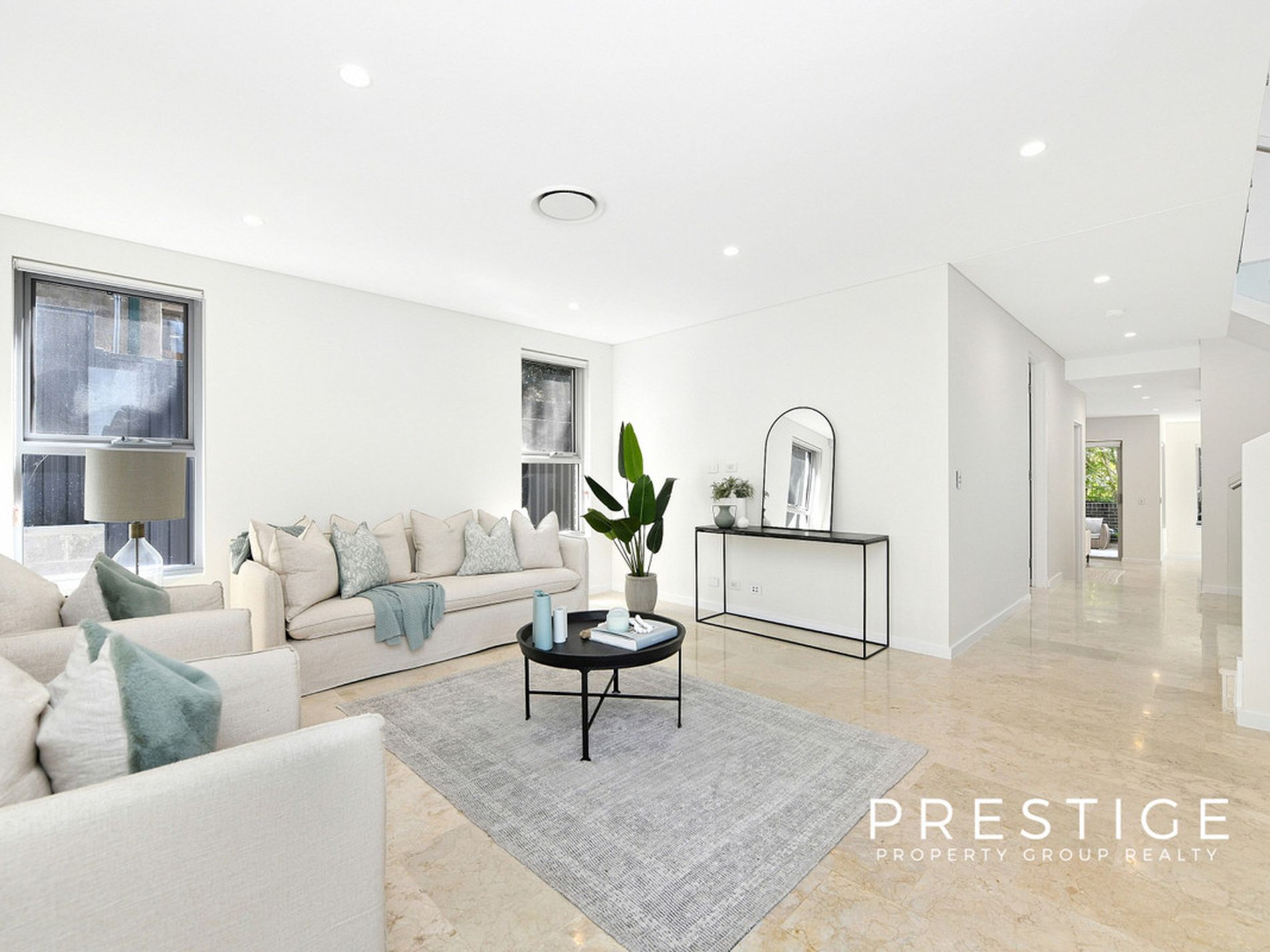 111 Gungah Bay Road, Oatley