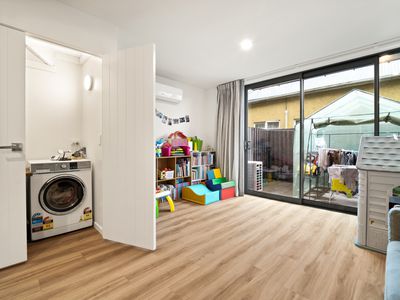 4 Dallas Lane, Caversham