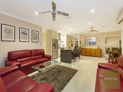 11 Rivergreen Circuit, Douglas
