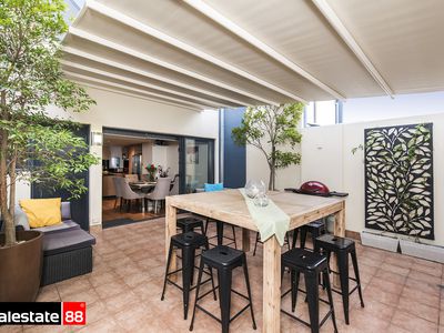 6 Boans Lane, East Perth