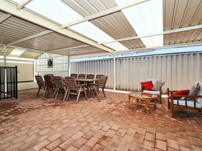 32 Argonaut Avenue , Waikiki