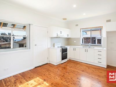 10 Charlton Street, Mount Warrigal