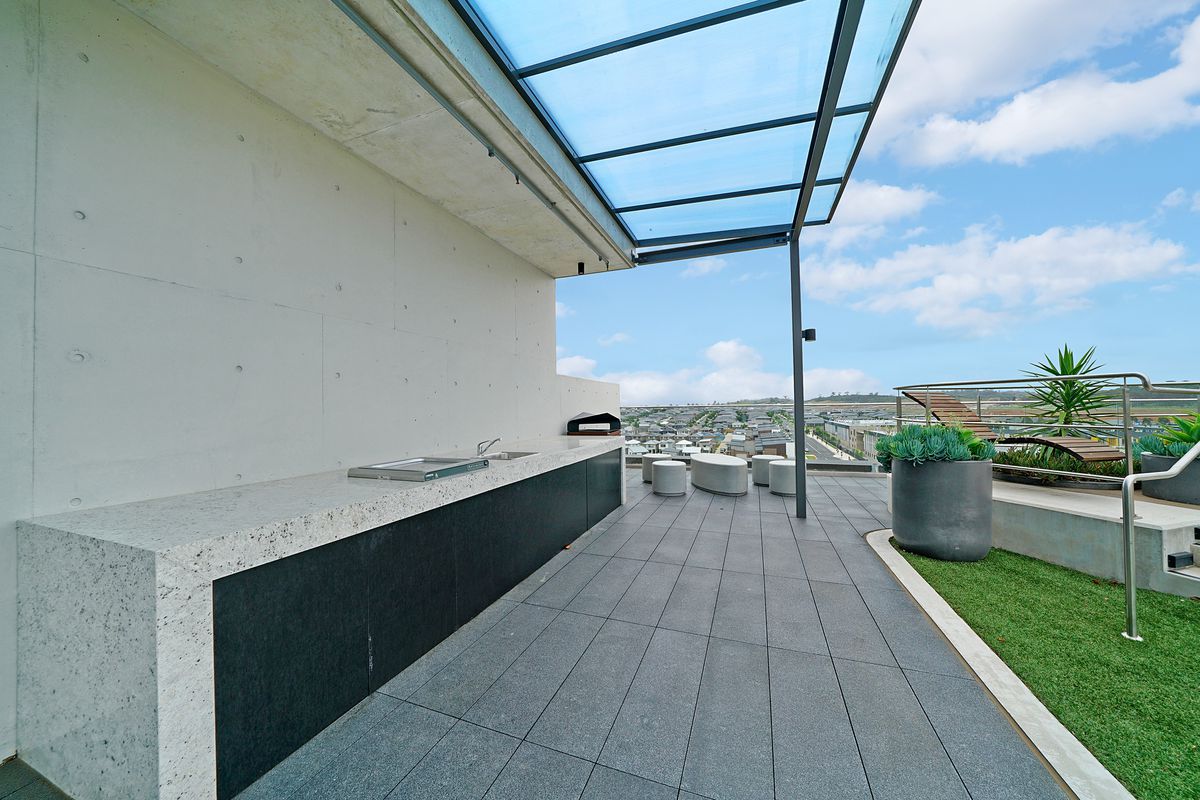 1.02 / 90 Podium Way, Oran Park