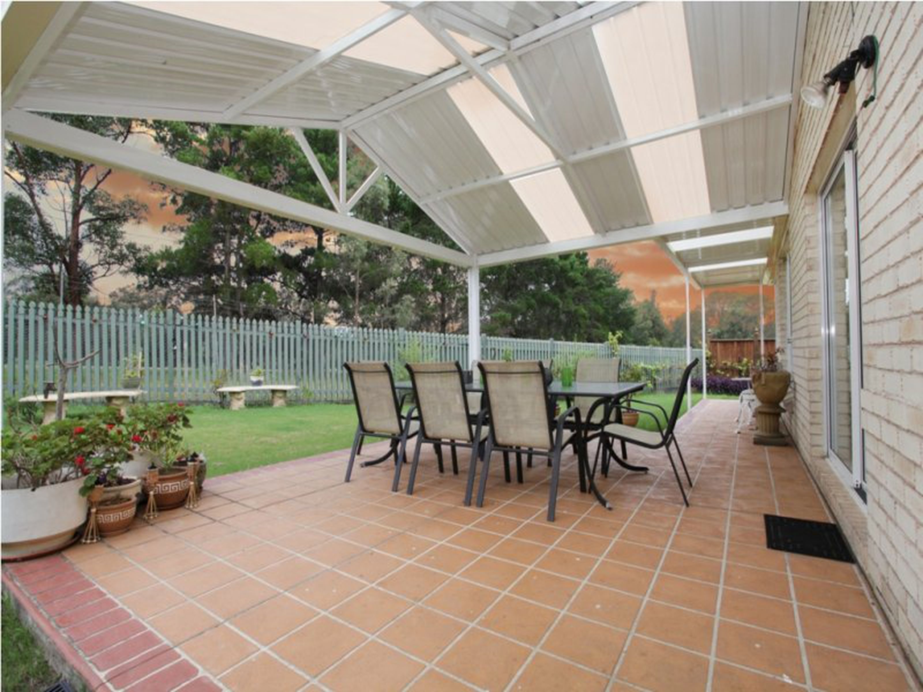 2 Fairwater Court, GLENMORE PARK