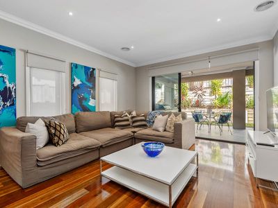 48 Limeburner Grove, Botanic Ridge