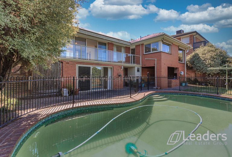 10 BRAZILIA DRIVE, Glen Waverley