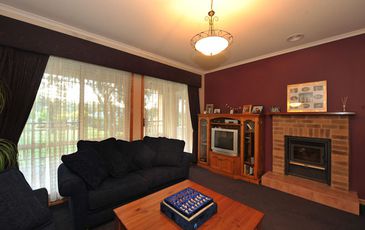 18 Rosebank Lane, Beaconsfield Upper