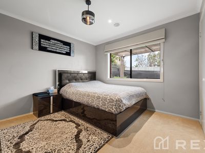 16 Homewood Boulevard, Hallam