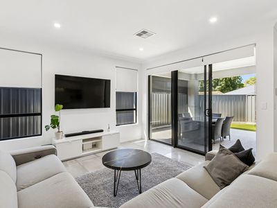 11A Blackham Way, Balga