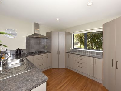 37 Mcmahon Drive, Aidanfield