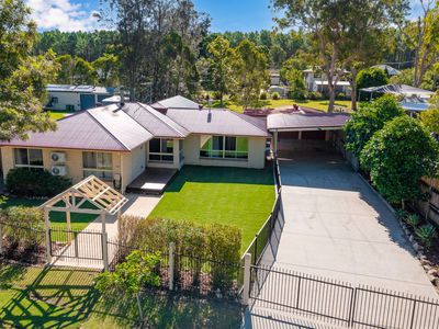 21 Carriage Crescent, Beerburrum