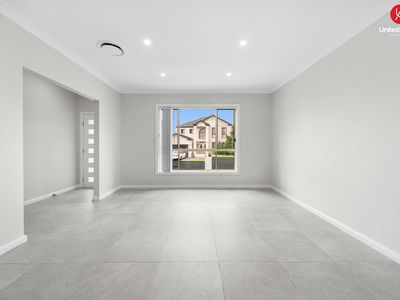 9A Rainham Circuit, West Hoxton