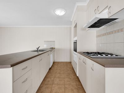 43 Bowral Loop, Craigieburn