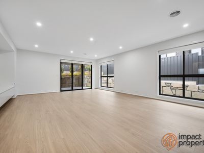 15 Alistair Knox Terrace, Taylor
