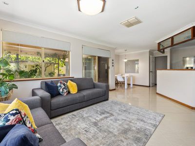 43 Hickory Drive, Thornlie