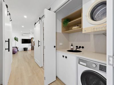 24 Lindeman Avenue, Slade Point