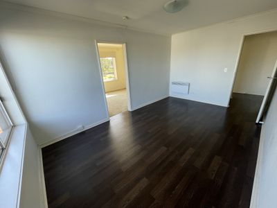 6 / 2 John Street, Footscray