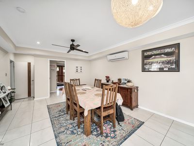 28 Ainscow Drive, Bentley Park