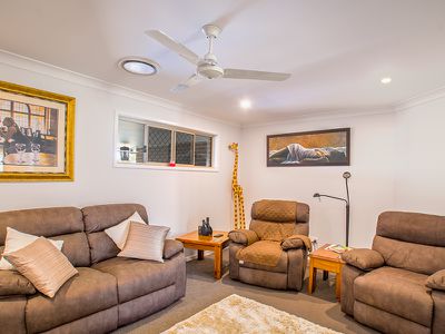 12 Empire Circuit, Urraween