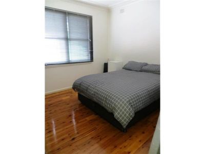 1 / 34 Figtree Crescent, Figtree
