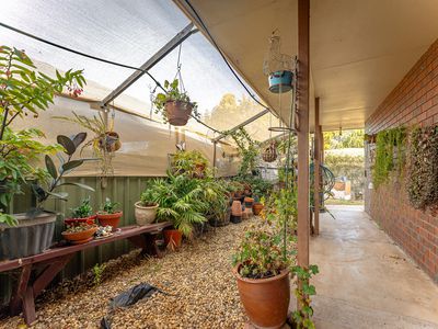 9-11 Clare Avenue, Lockington
