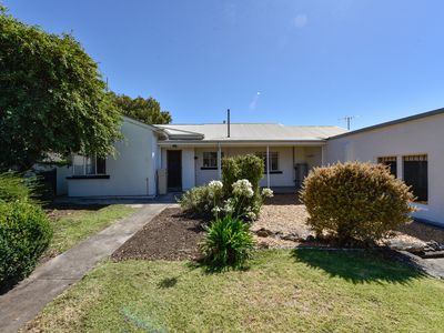 92 Lake Terrace East, Mount Gambier