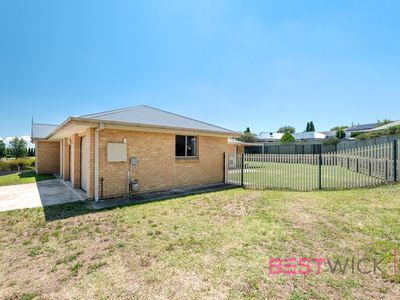 14 Willow Drive, Kelso