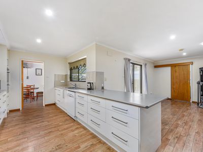 8 Academy Drive, Millicent