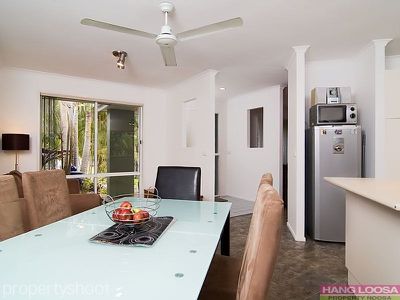 60 Lake Entrance Boulevard, Noosaville