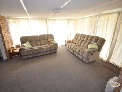 8 Nona Place, Dubbo