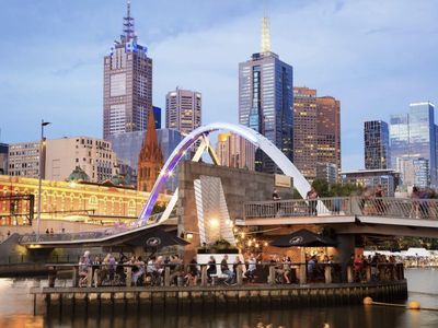 168 / 88 Kavanagh Street, Southbank
