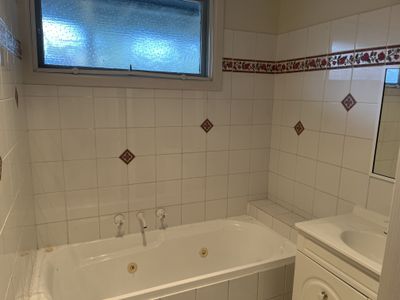 20 Colac Grove, Belmont