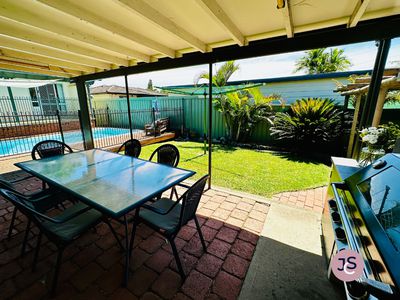 9 Cheryl Close, Elermore Vale