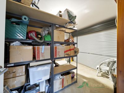 15 Saint Bernard Drive, Tawonga South