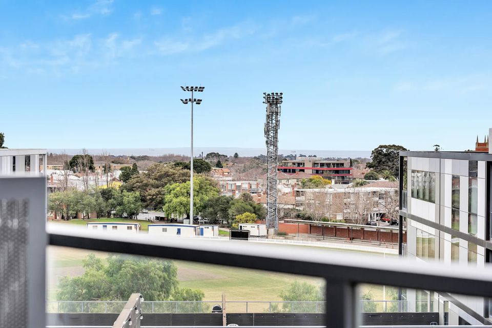 704 / 8C Evergreen Mews, Armadale