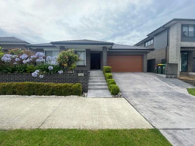 82 Donovan Boulevard, Gregory Hills