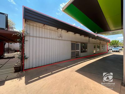 974 Central Road, Tom Price