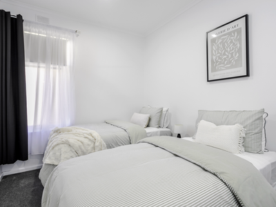 2 / 70 Augusta Street, Glenelg East