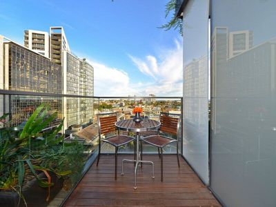 1104A / 2 Chippendale Way, Chippendale