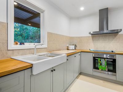 100 Douglas Road, Mount Macedon