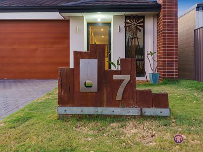 7 Redshank Lane, Martin